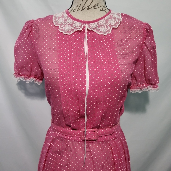 Montgomery Ward Dresses & Skirts - Vintage Montgomery Ward Pink Polka Dot Sheer Button Dress w Belt. Size 11.